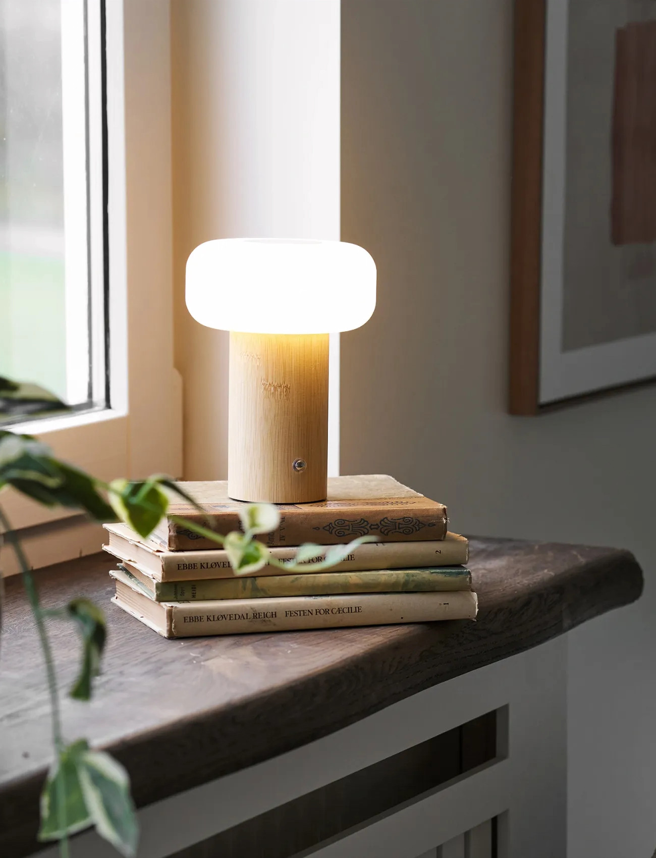 House Nordic Stavo, 13.5X13.5X18 cm, Lamper > Bordlamper, Unisex