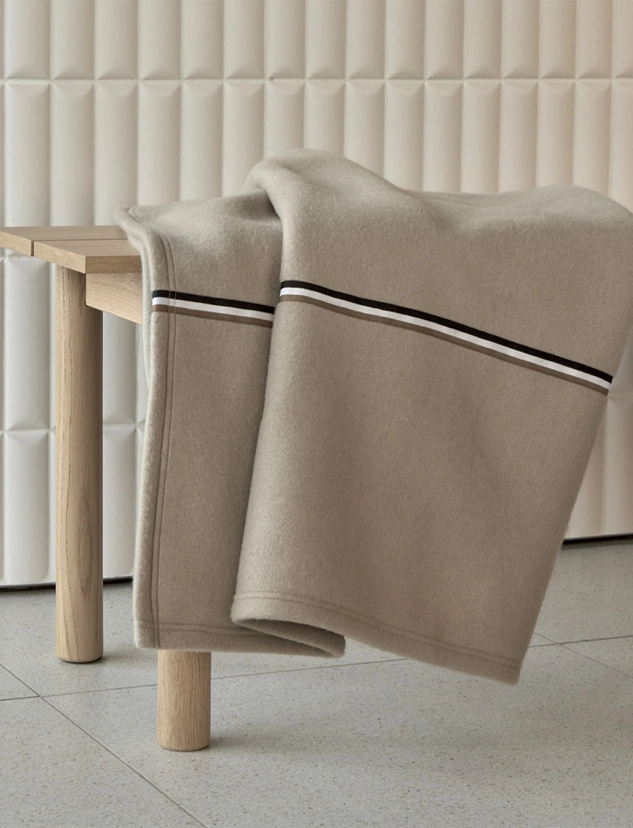 Boss Home Blinea Throw, 130X170 cm, Beige, Puder & Tæpper > Tæpper & Plaider, Unisex