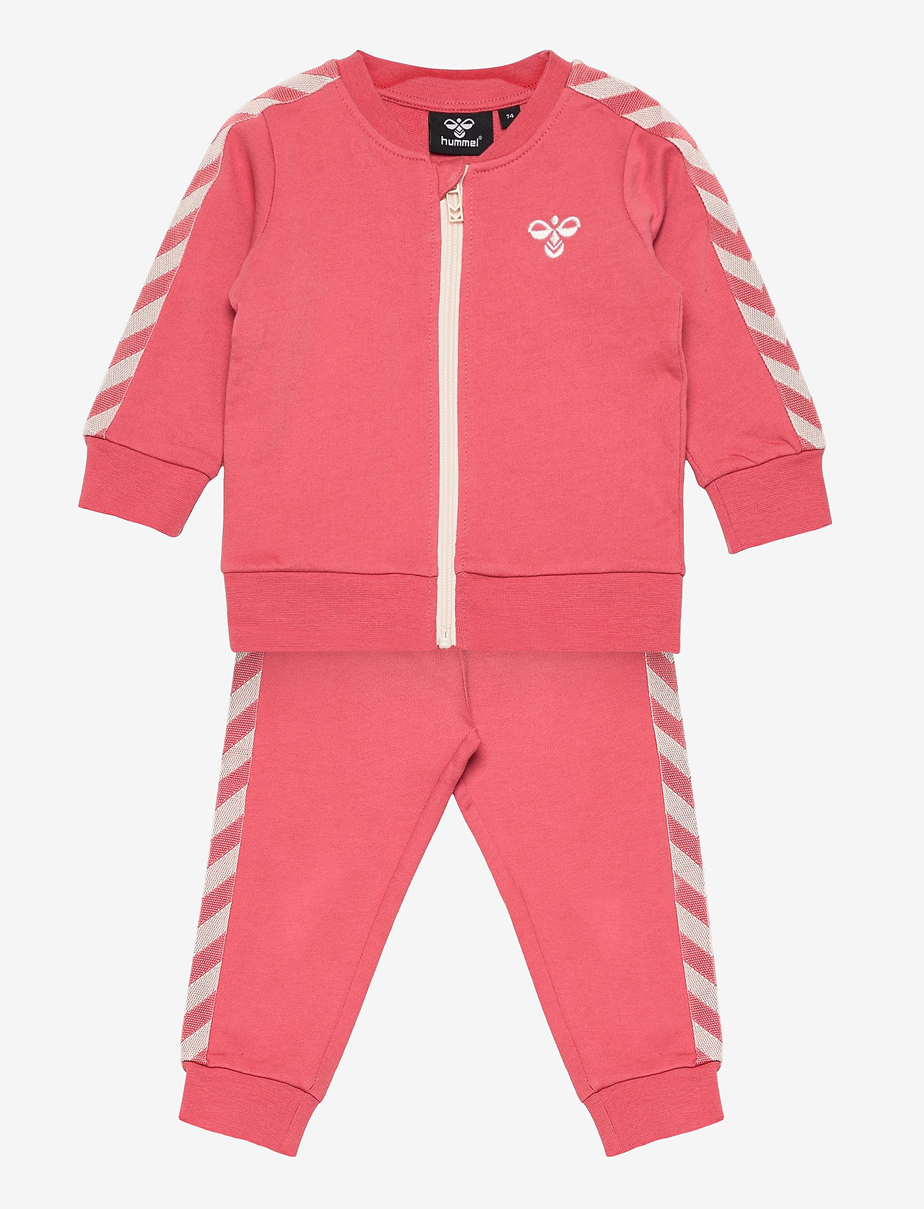hummel tracksuit