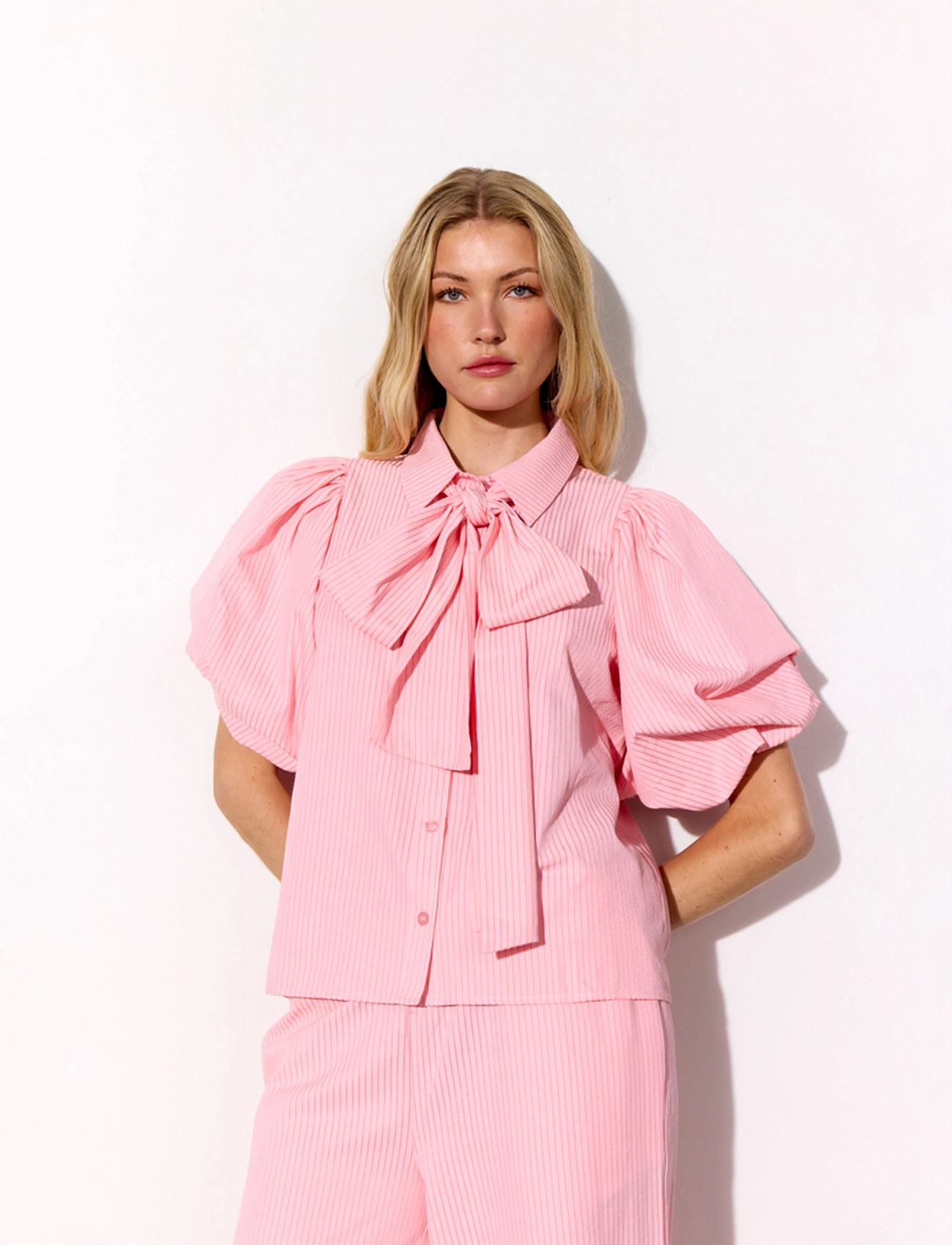 Hunkøn Gudrun Shirt, XS, Pink, Skjorter > Kortærmede, Dame