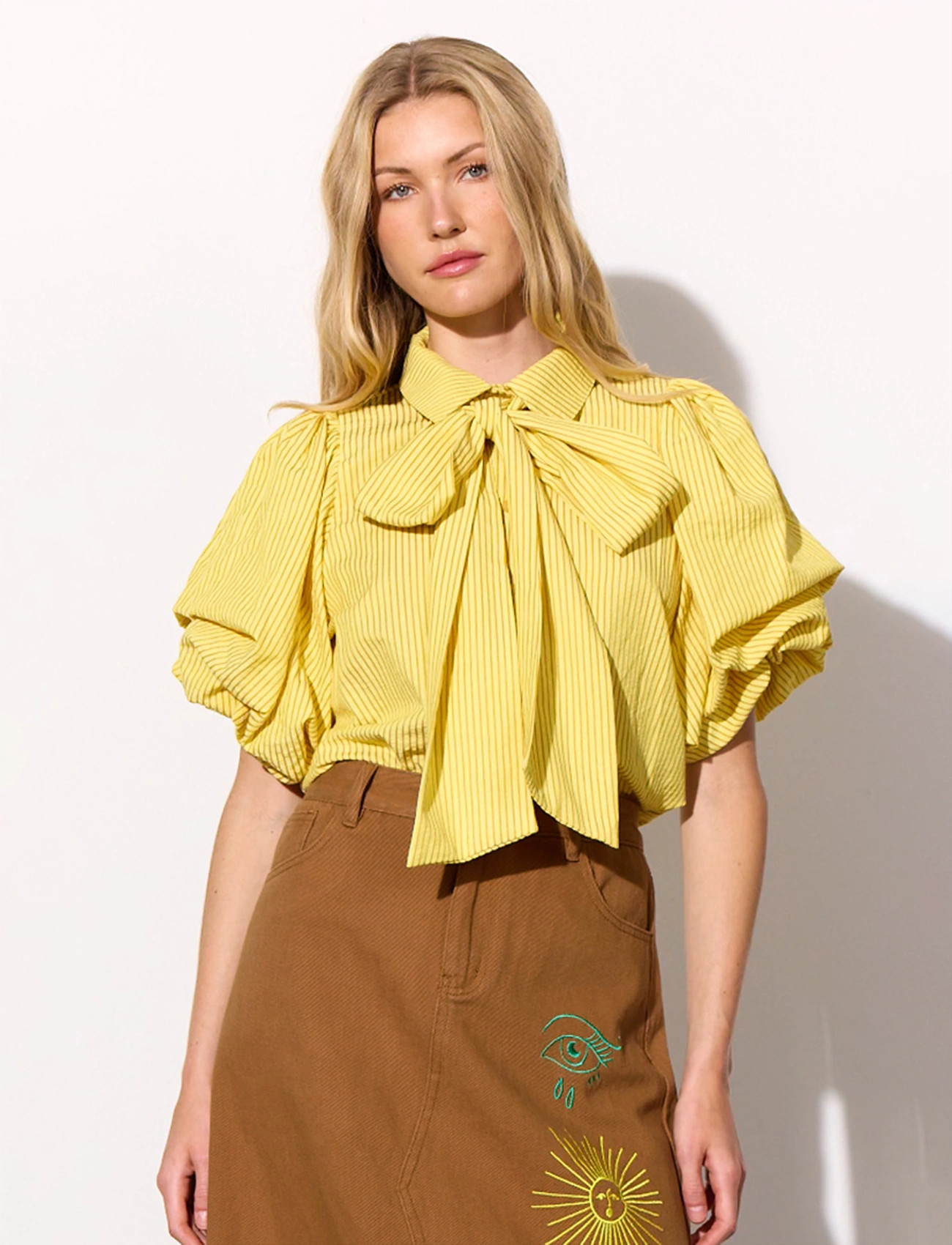 Hunkøn Gudrun Shirt, S, Yellow, Skjorter > Kortærmede, Dame