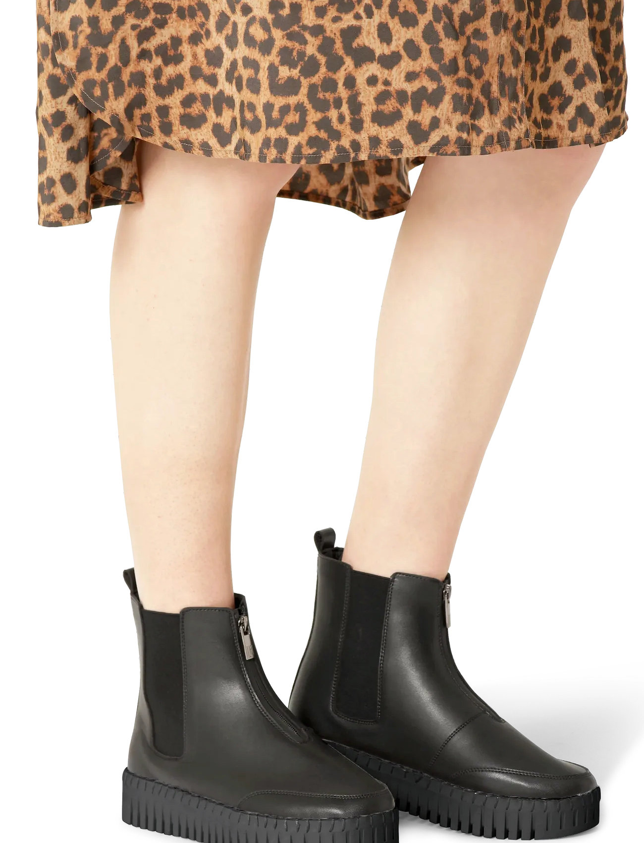 ijatulip6372_cblackblack_vnova