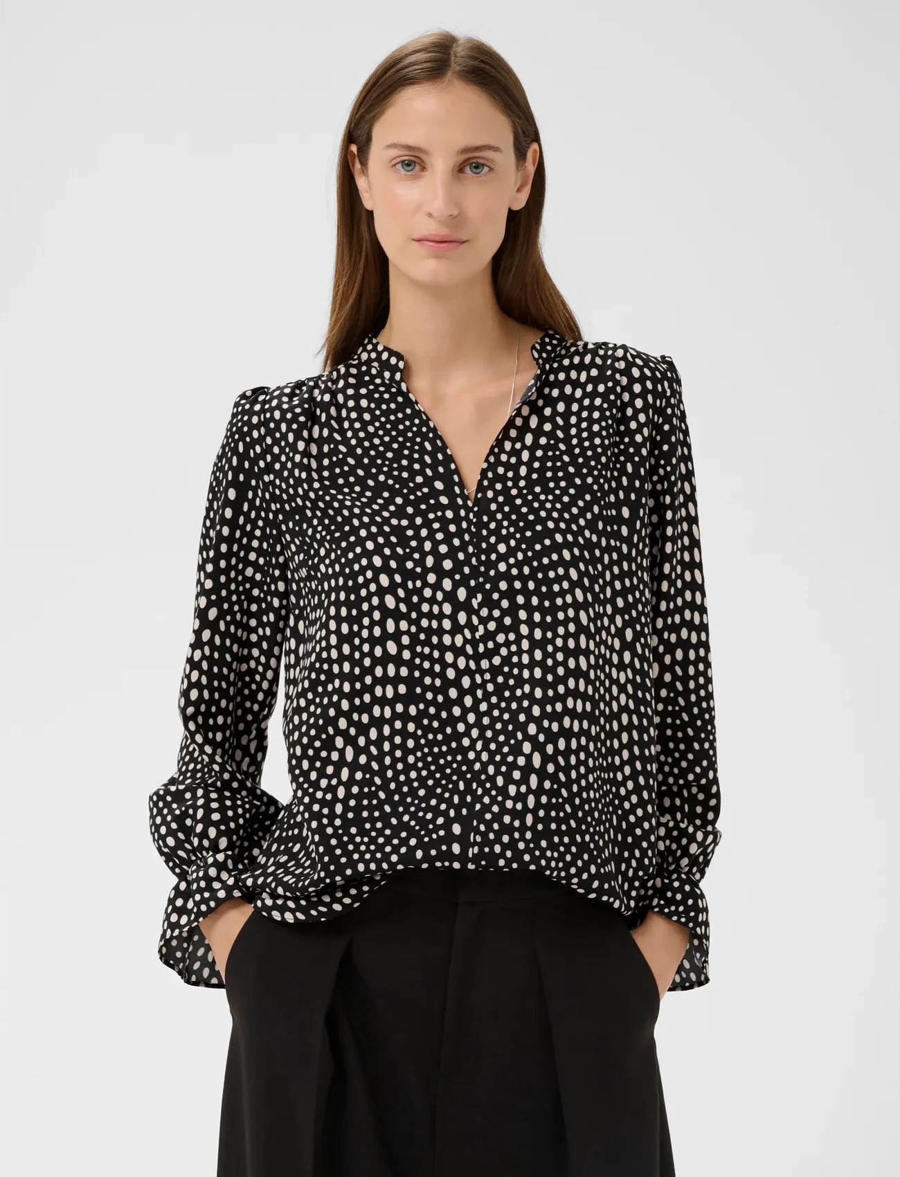 InWear Libertyiw Blouse, 38, Black, Bluser > Langærmede, Dame