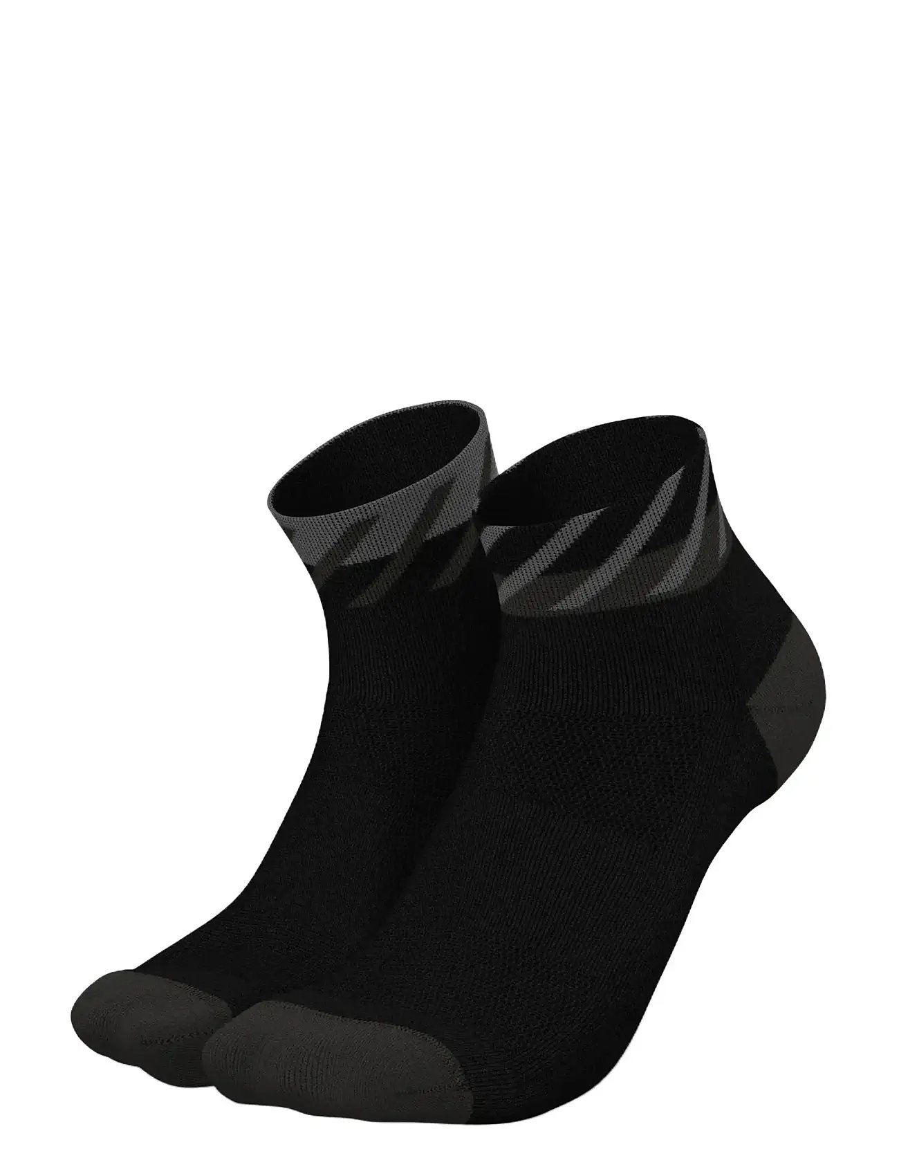 INCYLENCE Incylence Running Disrupts Short, 39-42 x 18, Black, Sport Clothing > Sport Socks, Dame