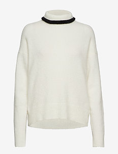 Ylva-Fuzzy Mohair - CLOUD DANCER