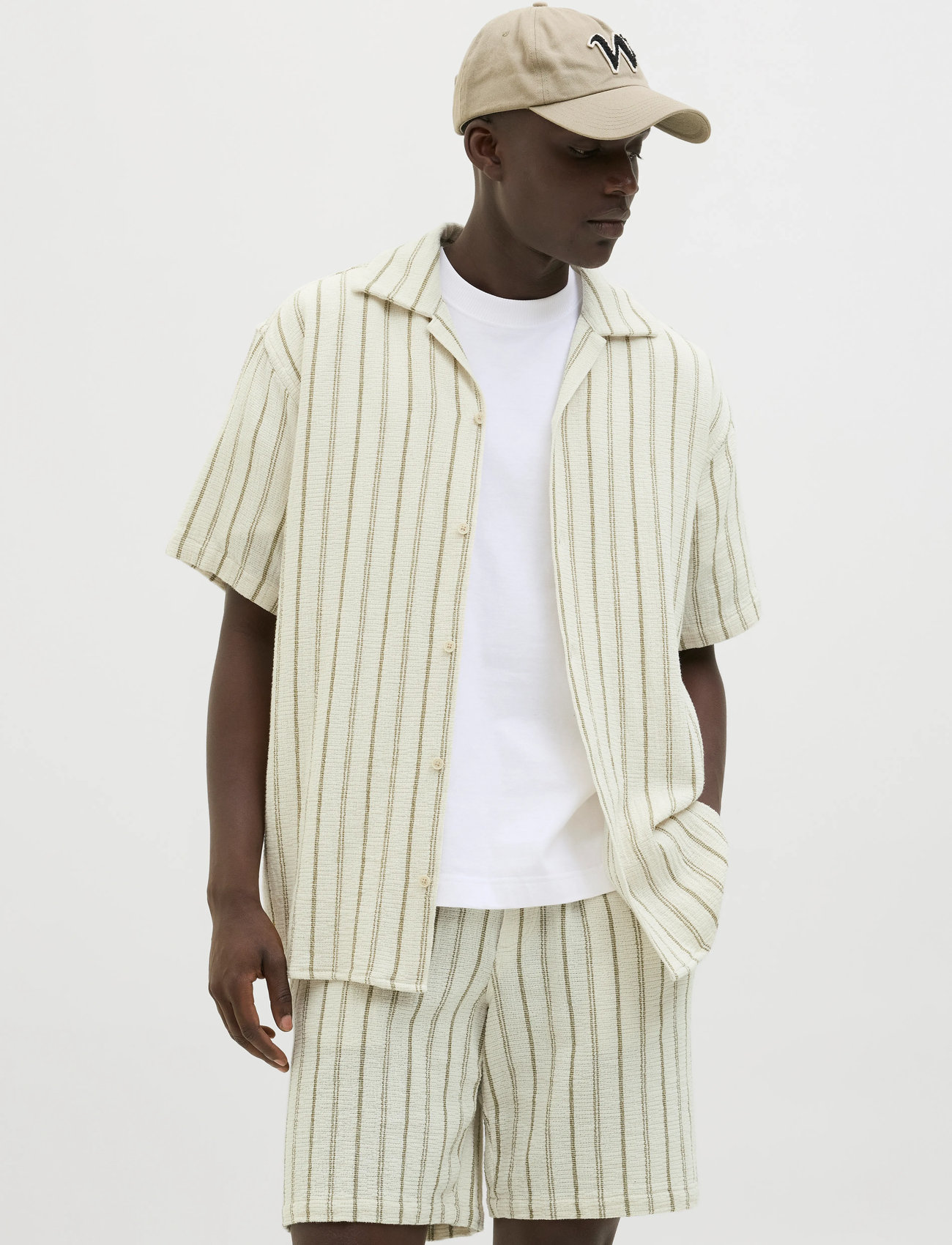 Jack & Jones Jorcoba Stripe Resort Shirt Ss Sn, M, Beige, Skjorter > Kortærmede Shirts, Herre