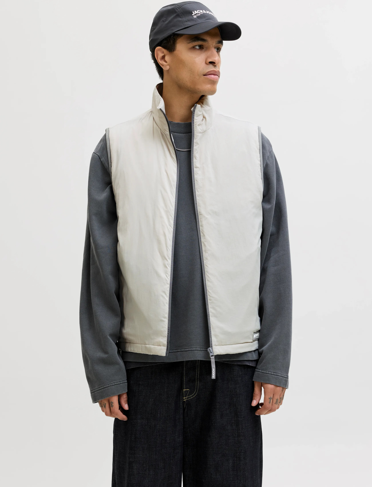 Jack & Jones Jcoclub Insulated Bodywarmer, S, White, Overtøj > Veste, Herre