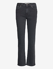 MW006 Midtown Jeans - USED BLACK