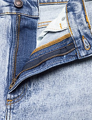 Jeanerica - EW004 - raka jeans - vintage 82 - 4