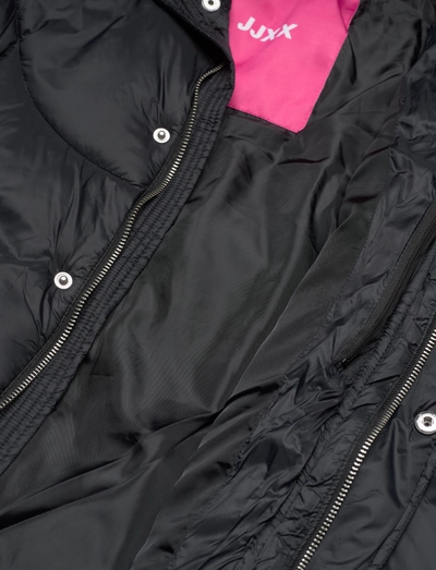 nylon quilted jacket