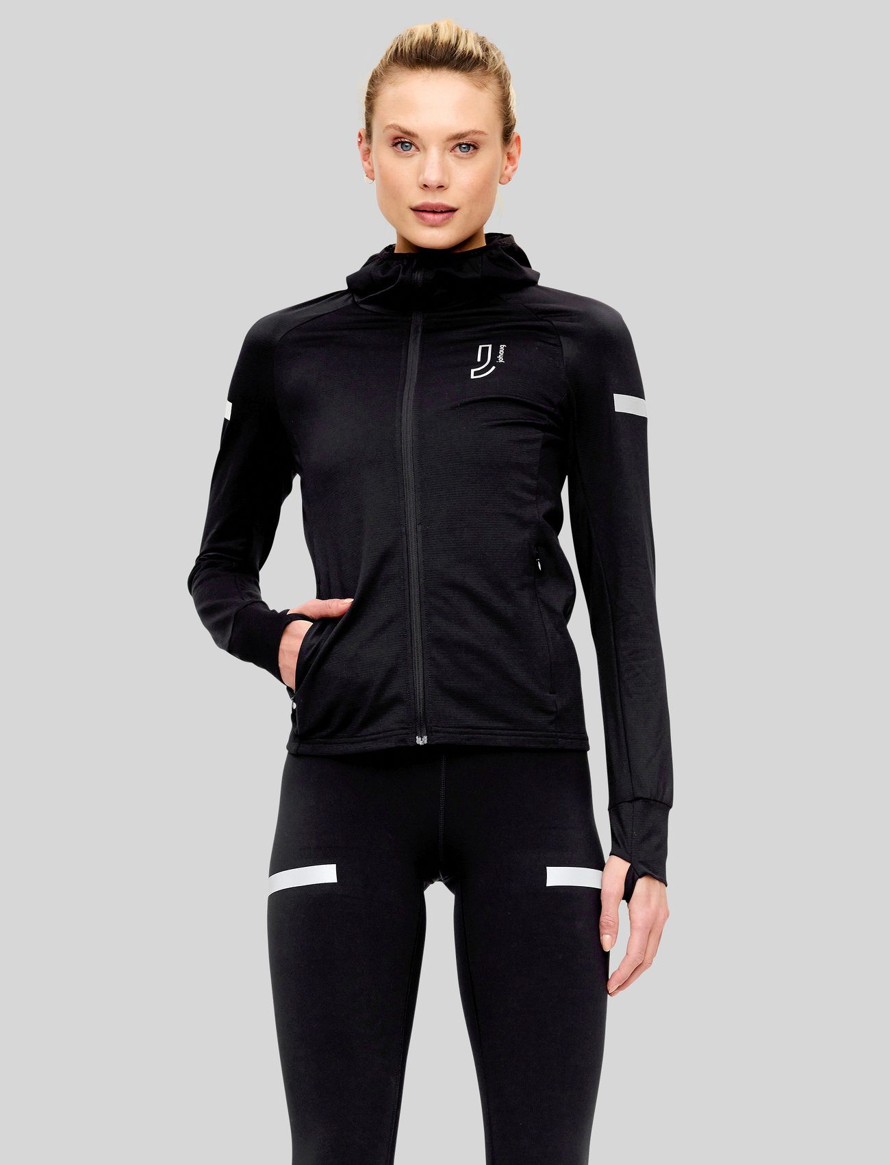 Johaug Gleam Full Zip, XS, Black, Sport > Sportsjakker, Dame
