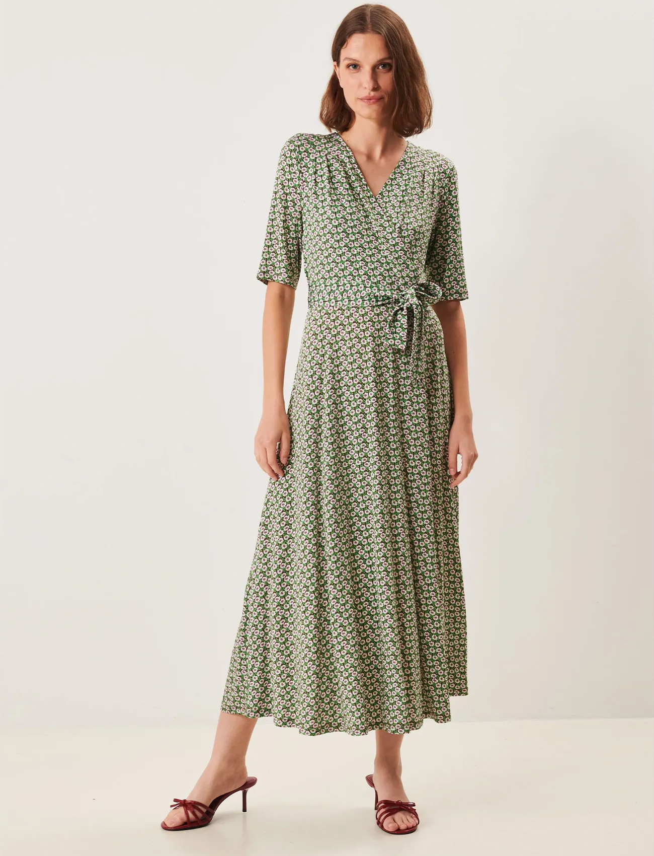 Jumperfabriken Isabella Dress, M, Green, Kjoler > Wrap-Kjoler, Dame