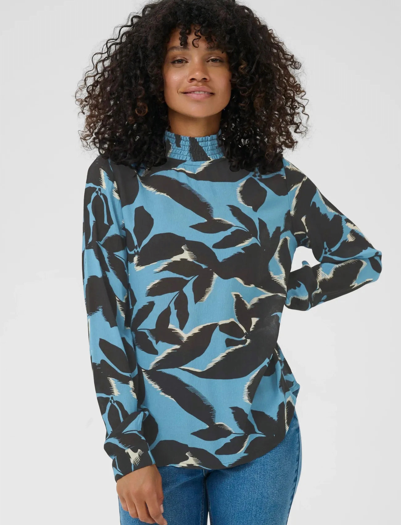 Kaffe Kaamber Smock Blouse Printed, 40, Black, Bluser > Langærmede, Dame