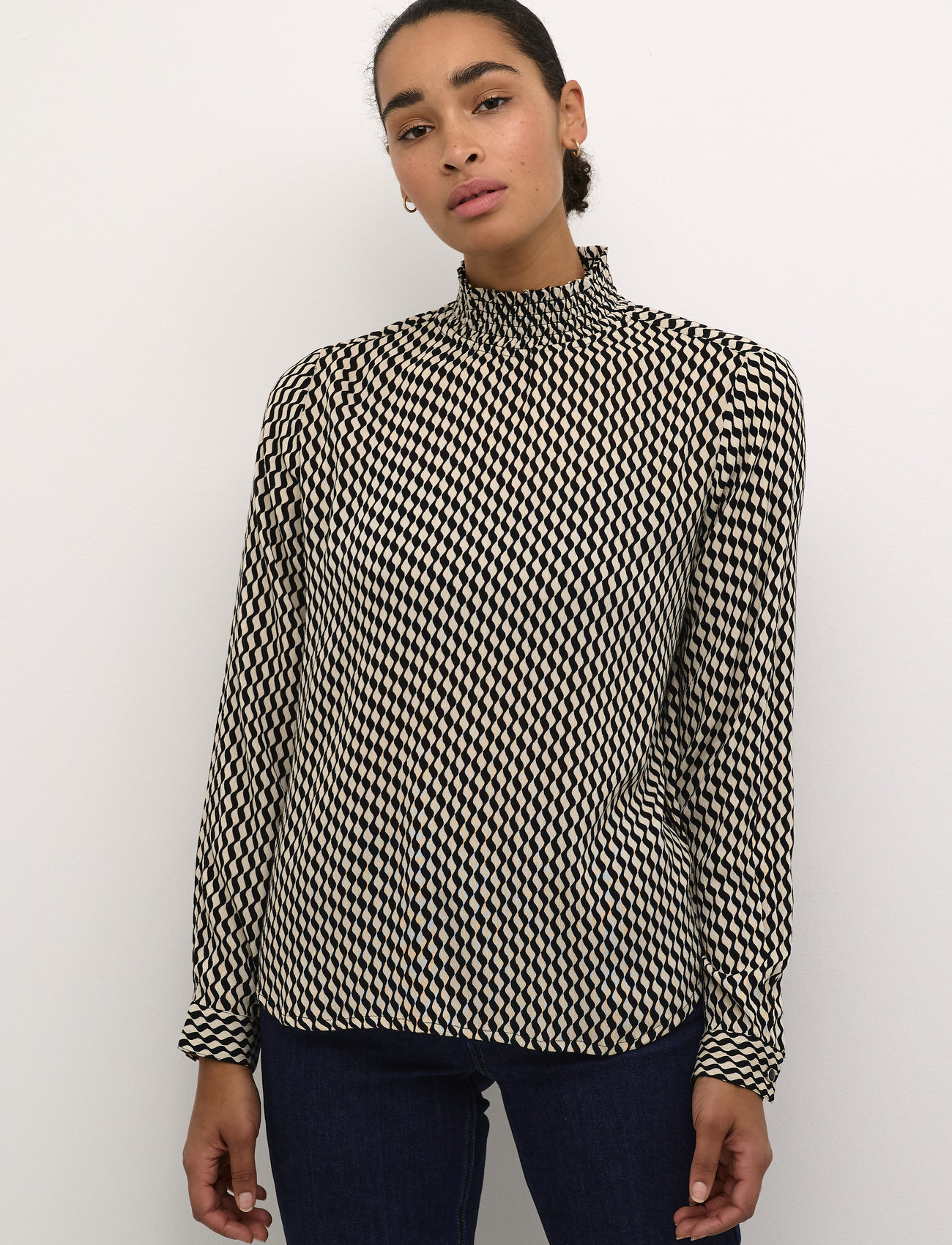 Kaffe Kaamber Smock Blouse Printed, 46, Black, Bluser > Langærmede, Dame