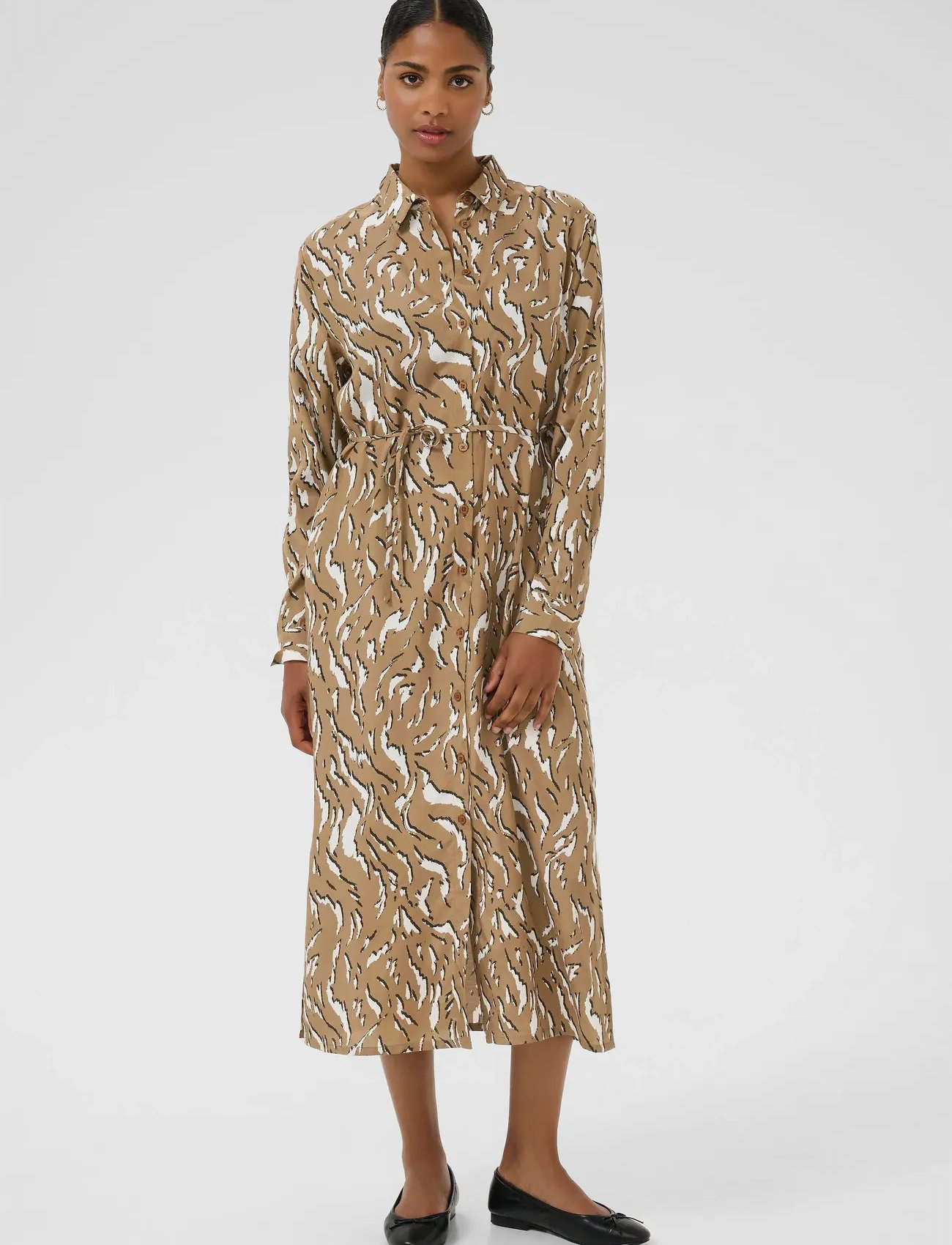 Kaffe Kamille Shirt Dress, 40, Gold, Kjoler > Knælange Og Midi, Dame