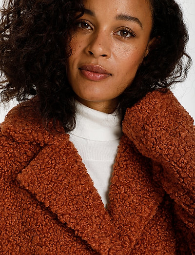 Kaffe Balma Teddy Coat (Russet), 76.97 