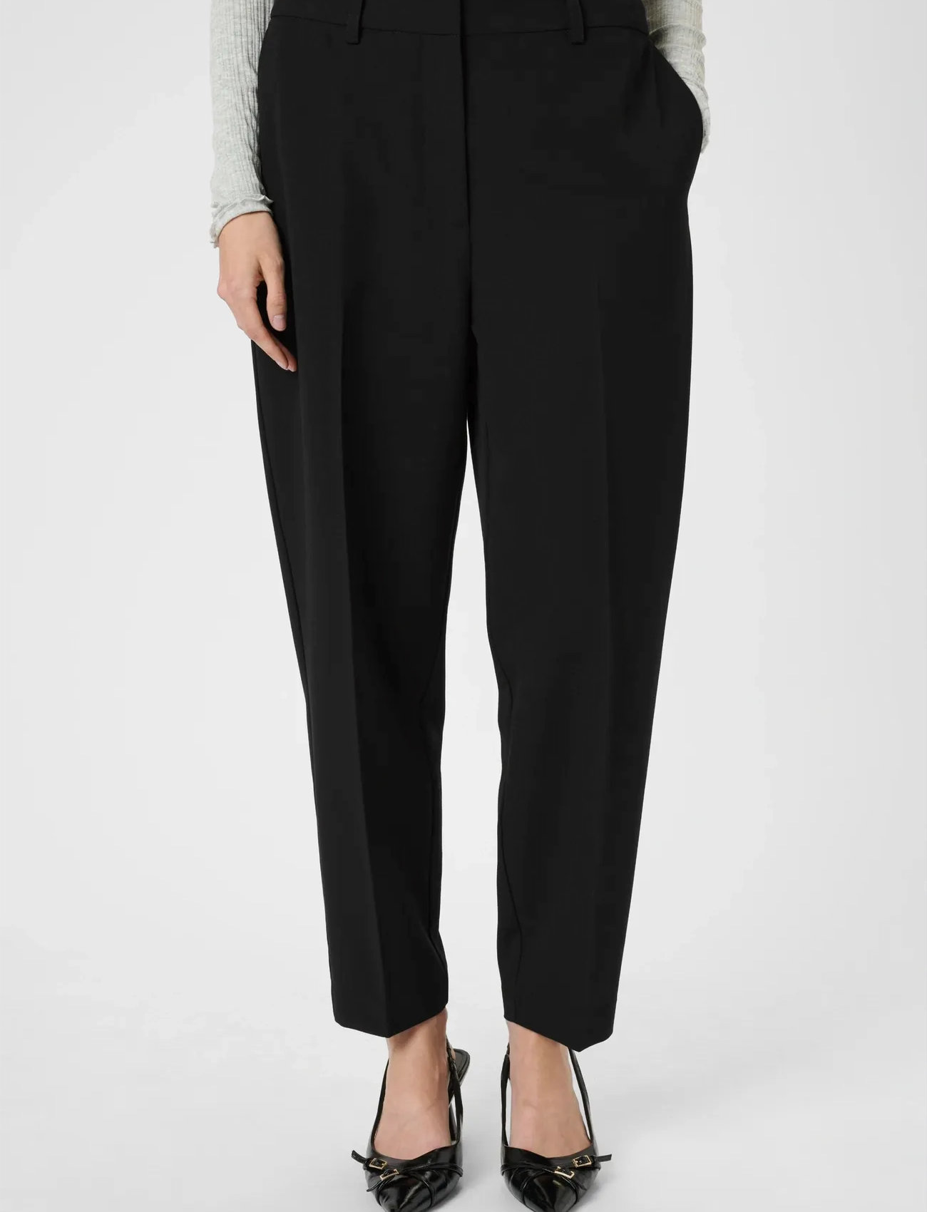 Karen By Simonsen Kbro Solid Milano Carrot Pants, 38, Black, Bukser > Jakkesætsbukser, Dame