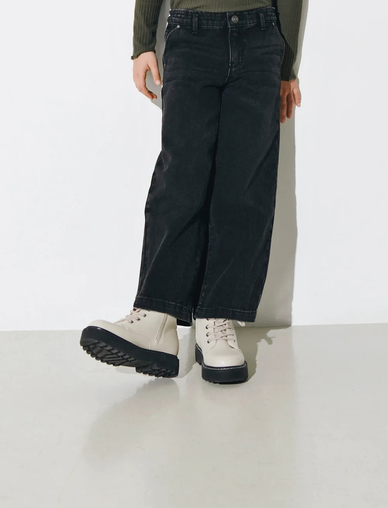 Washed Black Comet Wide Denim Jeans Noos str. 134