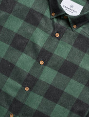 Kronstadt - Johan Flannel checked shirt - checkered shirts - green - 4
