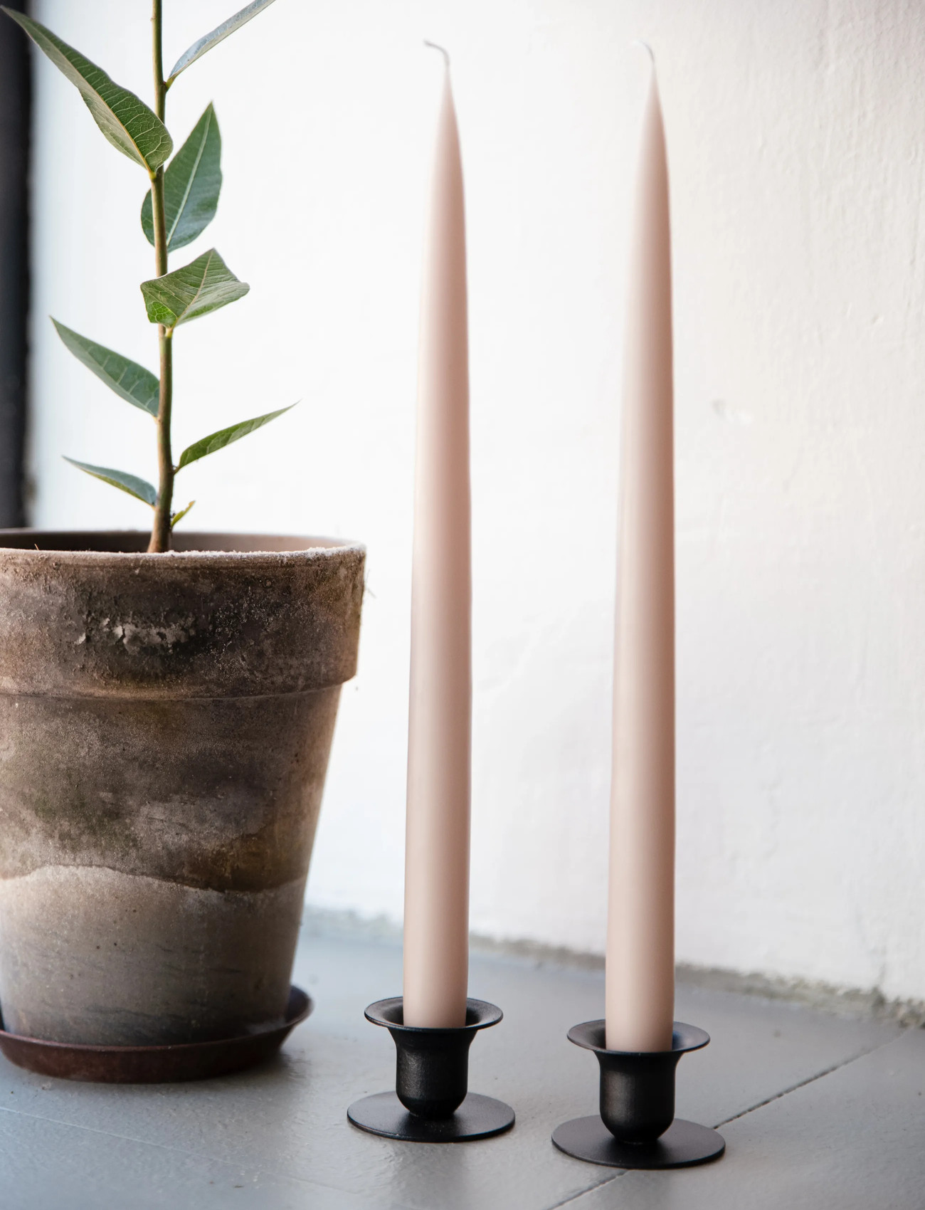 Kunstindustrien The Bell Candlestick - 2 Pack, Burned, One Size, Gold, Candle & Tealight Holders > Candle Holders, Unisex