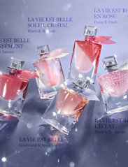 Lancôme - La Vie Est Belle Eau de Parfum Mother’s Day LIMITED ED - mellem 200-500 kr - clear - 10