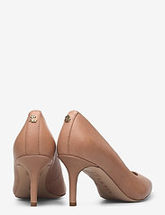 lanette leather pump