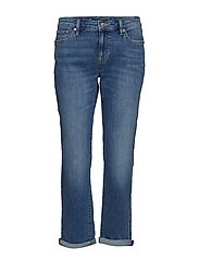 ESTATE-5-POCKET-DENIM