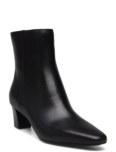 Lauren Ralph Lauren Willa Burnished Leather Bootie - Boots - Boozt.com