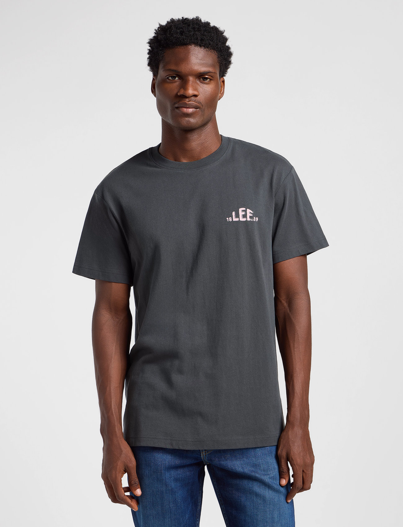 Lee Jeans Regular Logo Tee, M, Black, T-Shirts > Kortærmede, Herre
