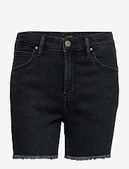 BOYFRIEND SHORT - PITCH