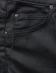 lee coated jeans