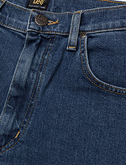 Lee Jeans - BROOKLYN STRAIGHT MID STONEWASH - regular piegriezuma džinsa bikses - mid stonewash - 2