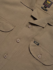 Ss Worker Shirt (Utility Green) (524.25 kr) Lee Jeans Lee WORKERSHIRT - Skjorte - utility green