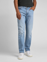 Jeans Hombre Tiro Alto Easton Regular Straight Fit Vintage Light - Lee Jeans  Chile