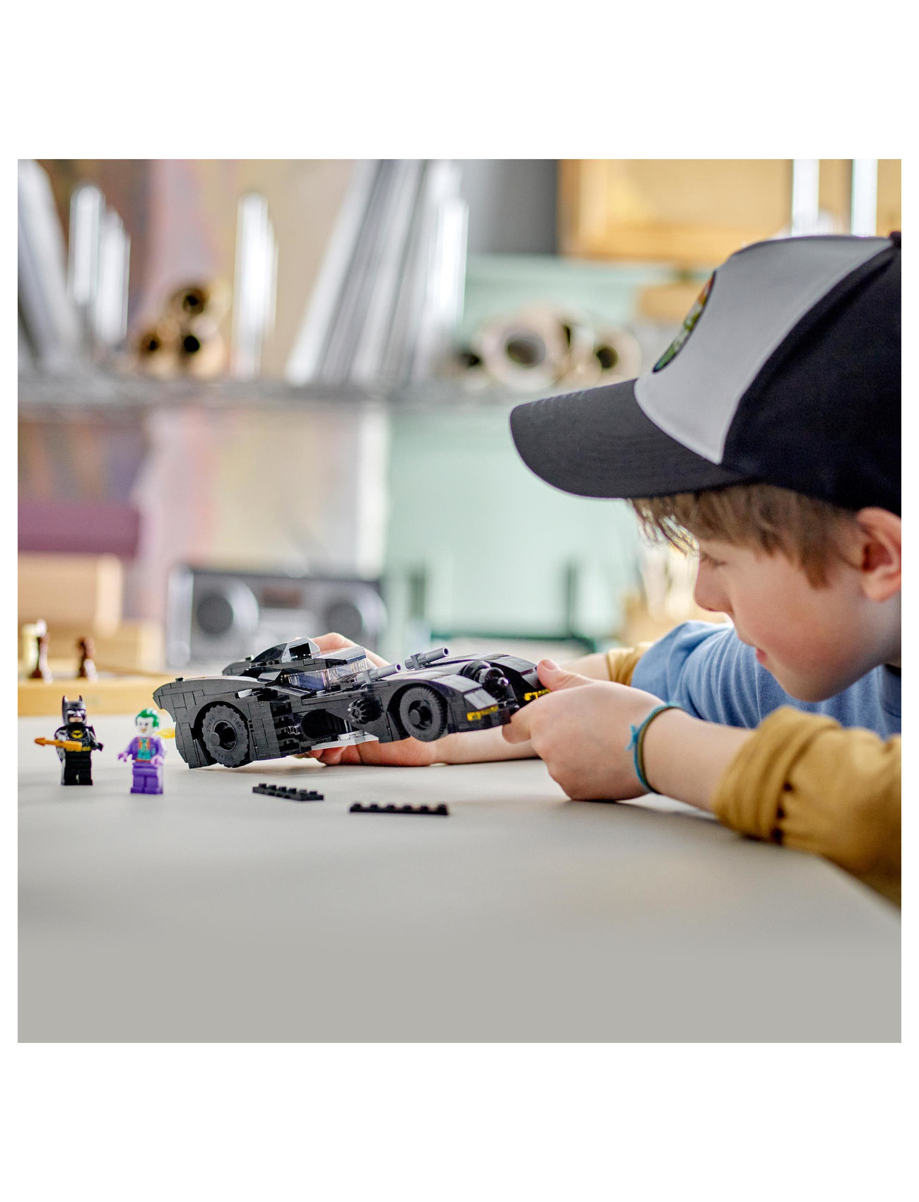 LEGO The Batman – Batmobile Buildable Car Toy – lekebiler & kjøretøy – shop  på Booztlet