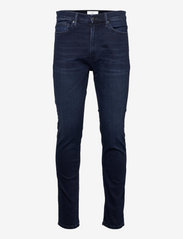 Reed Slim Fit Jeans