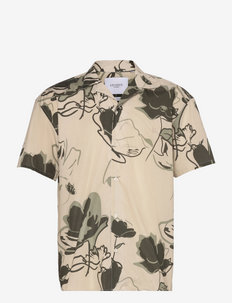 Kian AOP Poplin SS Shirt - kortärmade skjortor - ivory/olive night