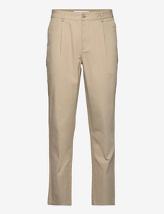 men's slim fit chino trousers