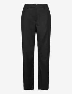 Straight leg trousers | Trendy 
