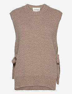 gymla knit vest