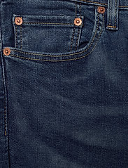 levis 511 cedar nest