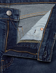 levis 511 cedar nest