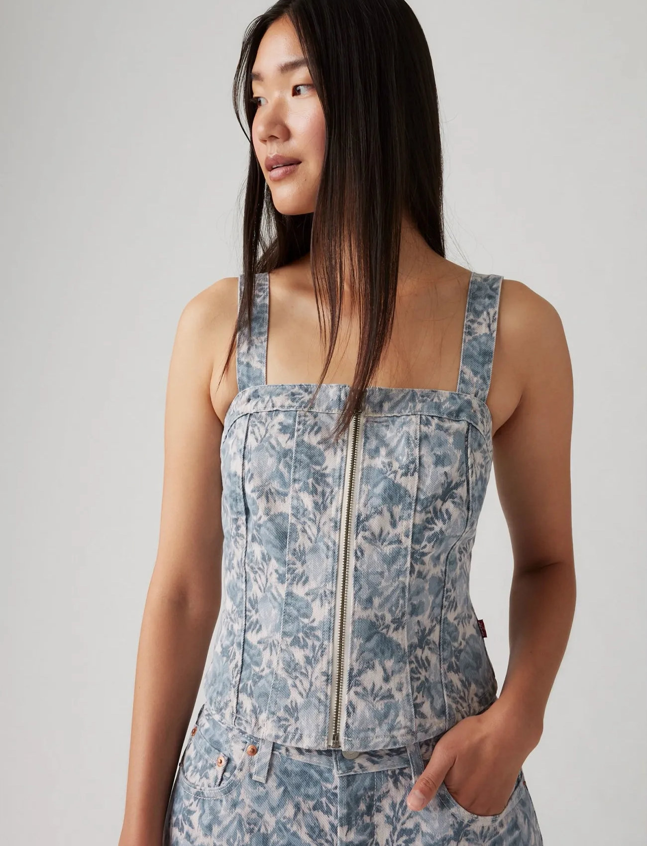 Levi's Sculpted Bustier Ophelia Flora, XS, Blue, T-Shirts & Toppe > Uden Ærmer, Dame
