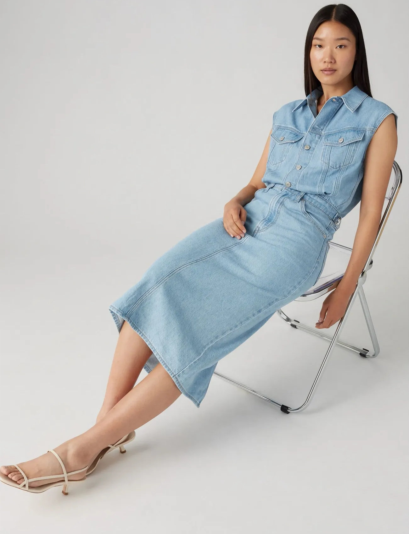 Levi's Iconic Sleeveless Dress Wrappe, L, Blue, Kjoler > Skjortekjoler, Dame
