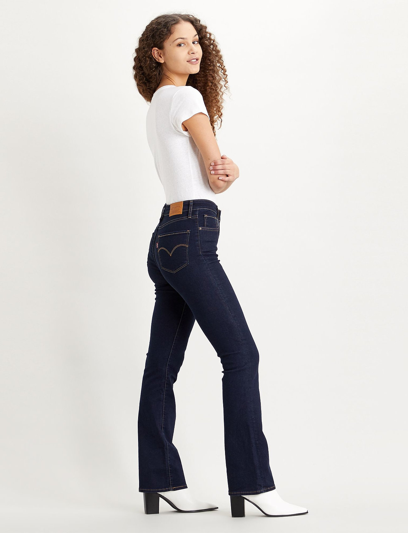 levi's high rise bootcut jeans 725