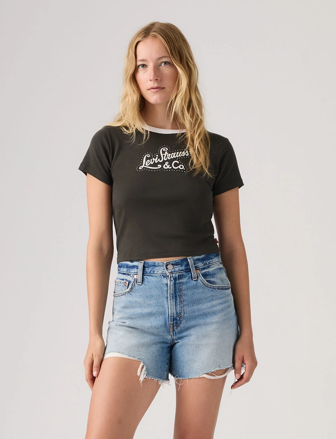 Levi's Gr Essential Sporty Tee Levis, M, Black, T-Shirts & Toppe > Kortærmede, Dame
