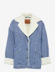 levis retro collar sherpa jacket