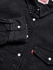 black levis shirt for womens