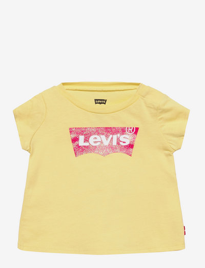 levis tshirt yellow