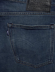 levis lmc 512